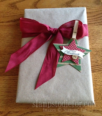 Star framelit gift wrap